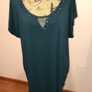 🔸 Thyme Top with Metallic Studs 🔸